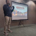 Narasumber:Ketua Komisi Informasi Sumsel Memberikan paparan