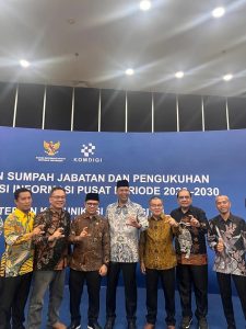 foto bersama Komesioner KIP Pusat dan Kip Sumsel